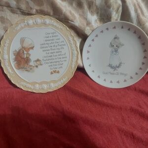 Precious Moments Christian God Made All Things  Footprints in the Sand Porcelain